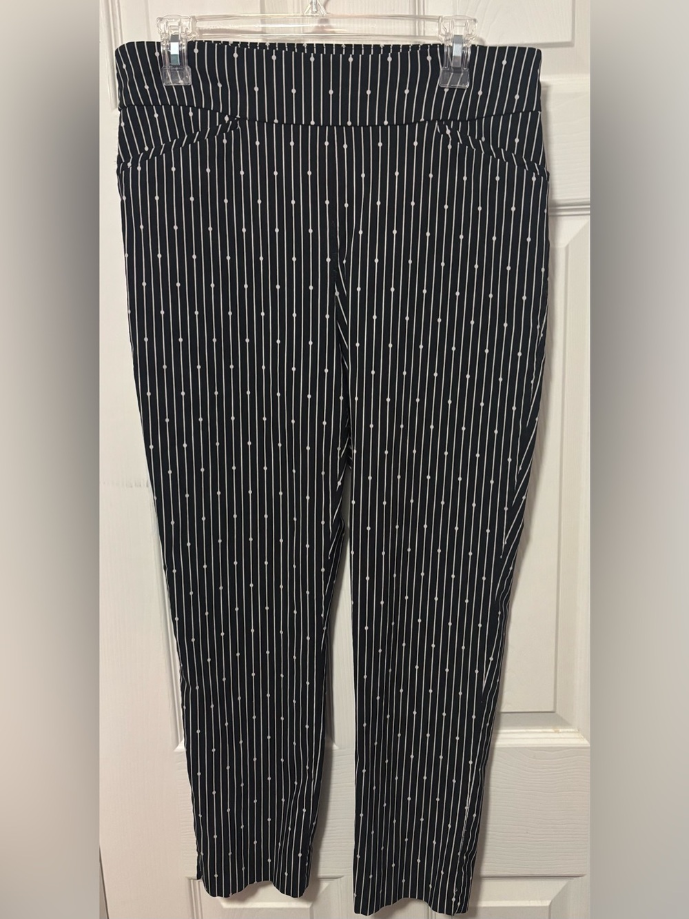 Chico's Black Pinstripe Ankle Pants with White Dot Detail - Size 1.5 / Medium